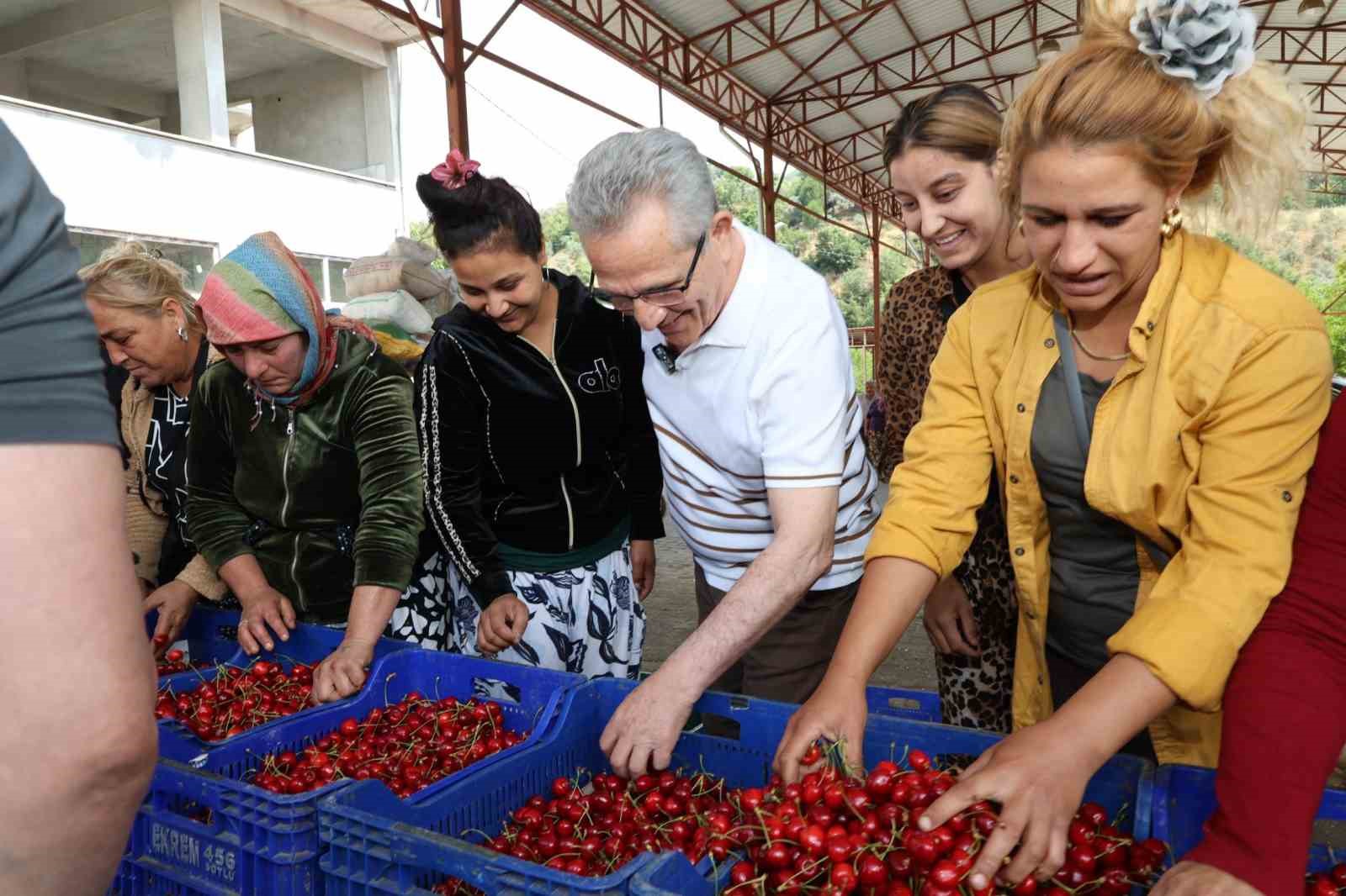 Başkan Tetik, Aşağı Yakacık’ta vatandaşlarla buluştu