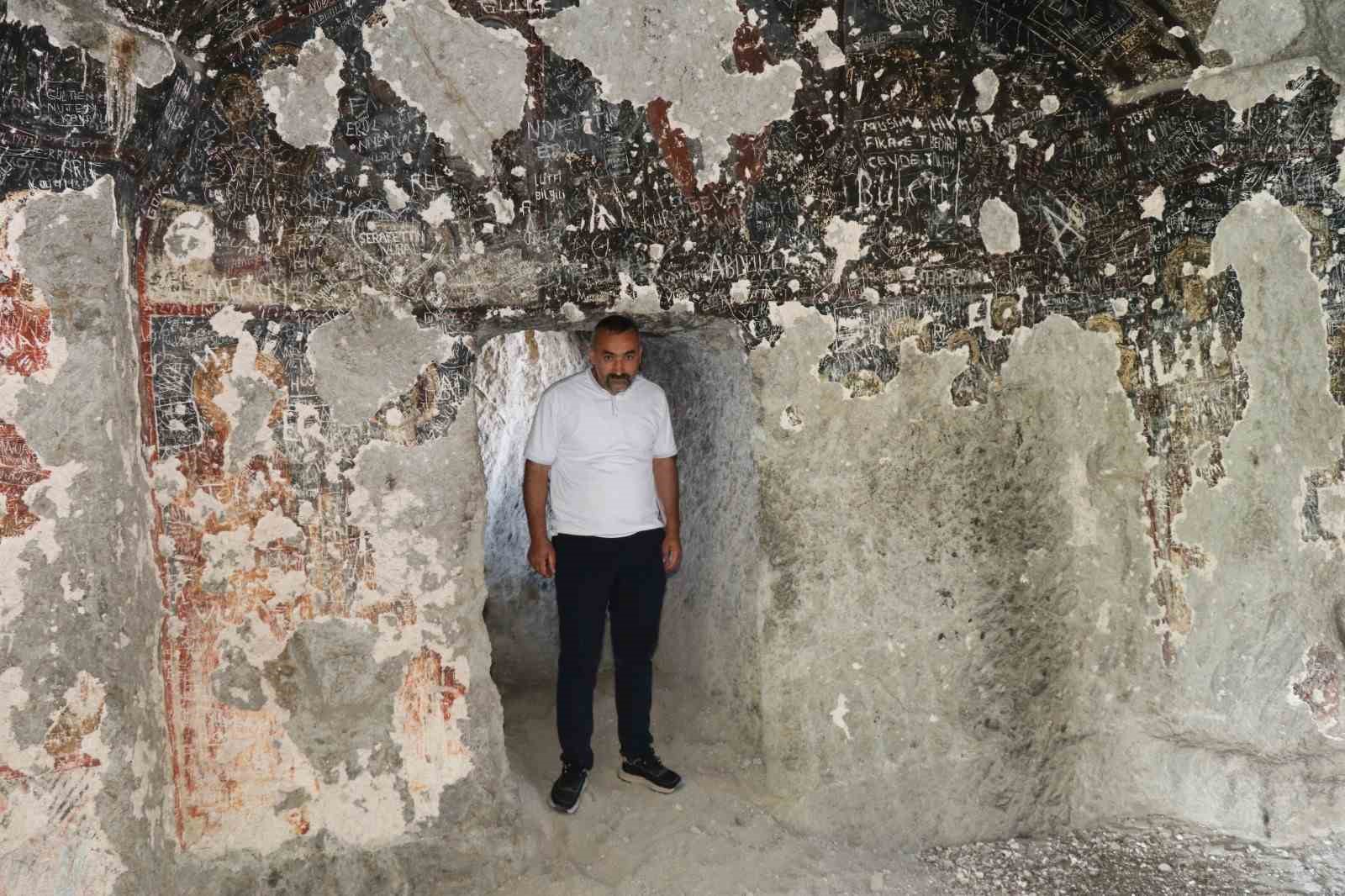 9. yüzyıldan kalan Solomon Kalesi restore edilmeyi bekliyor