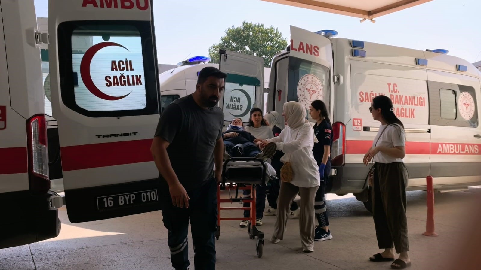 Bursa'da feci kaza: 3 yaralı