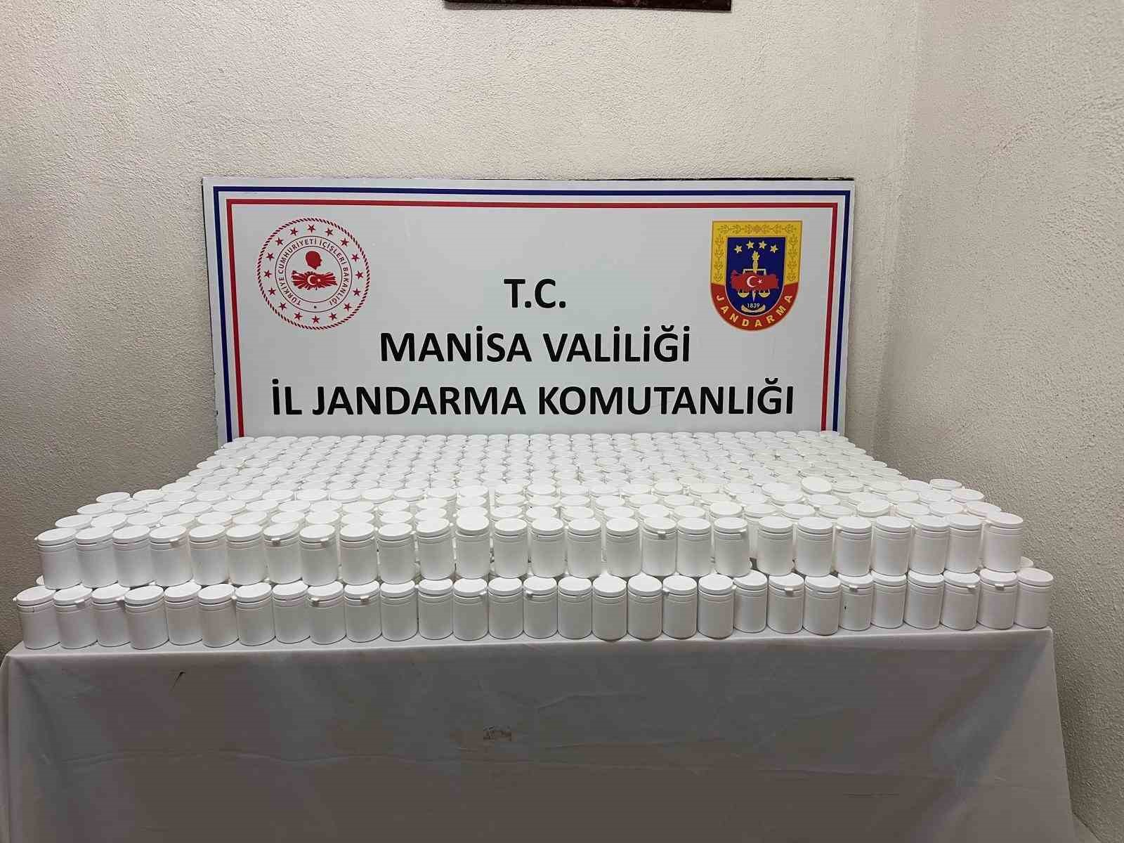 Manisa'da jandarmadan suç örgütlerine ve uyuşturucuya ağır darbe