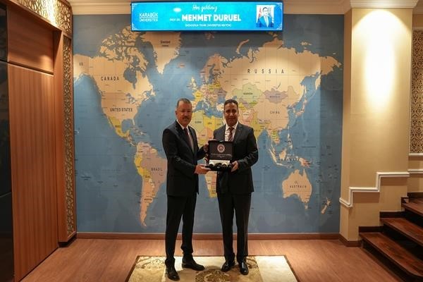 İSTE Rektörü Duruel'den KBÜ Rektörü Kırışık'a ziyaret