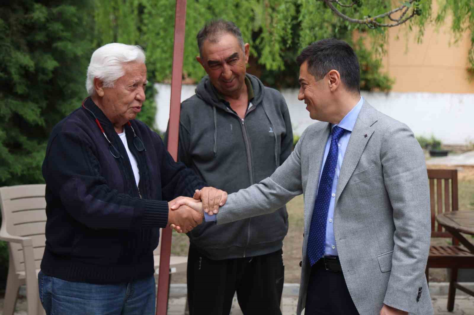 Başkan Ünlü: "Babalarımız toplumumuzun en önemli yapı taşlarından biridir"