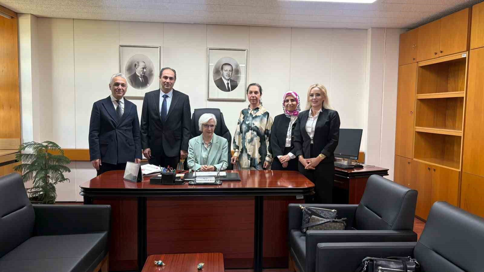 Tıp eğitimi ve üniversite hekimlerinin sorunları YÖK'te ele alındı