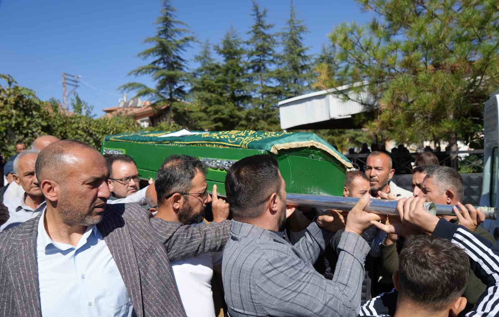 10 yıl sonra aynı şehir, aynı acı: Şehit polisin kardeşi de trafik kazasında hayatını kaybetti