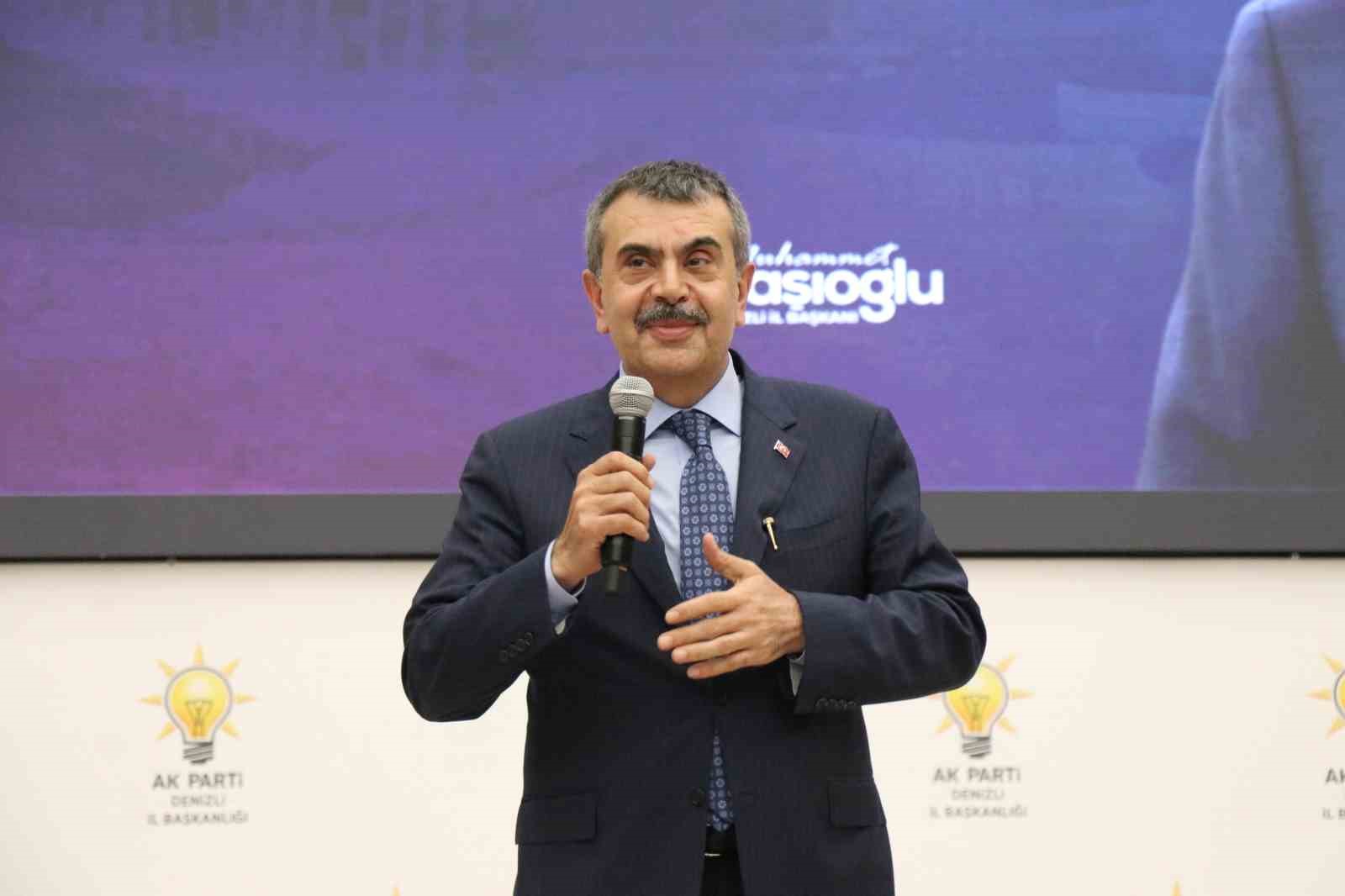 Milli Eğitim Bakanı Tekin, Ecevit dönemindeki mektuplarla yeni ve eski Türkiye’yi karşılaştırdı