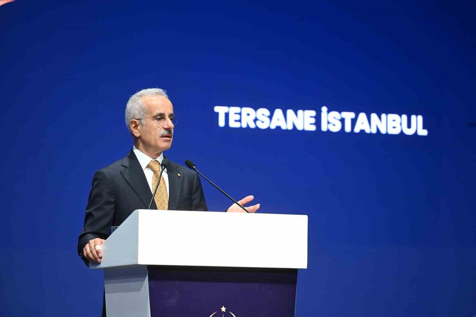 Bakan Uraloğlu: 'Coğrafi ve jeostratejik üstünlük, küresel ticarette 'Türkiye'siz Koridor' düşünülmeyeceğini ortaya koyuyor'