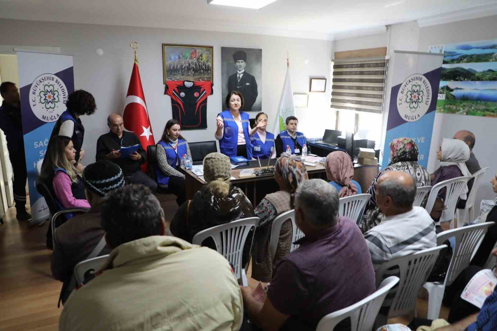 MUĞLA BÜYÜKŞEHİR’DEN HİSARÖNÜ’NDE MEME KANSERİ FARKINDALIĞI