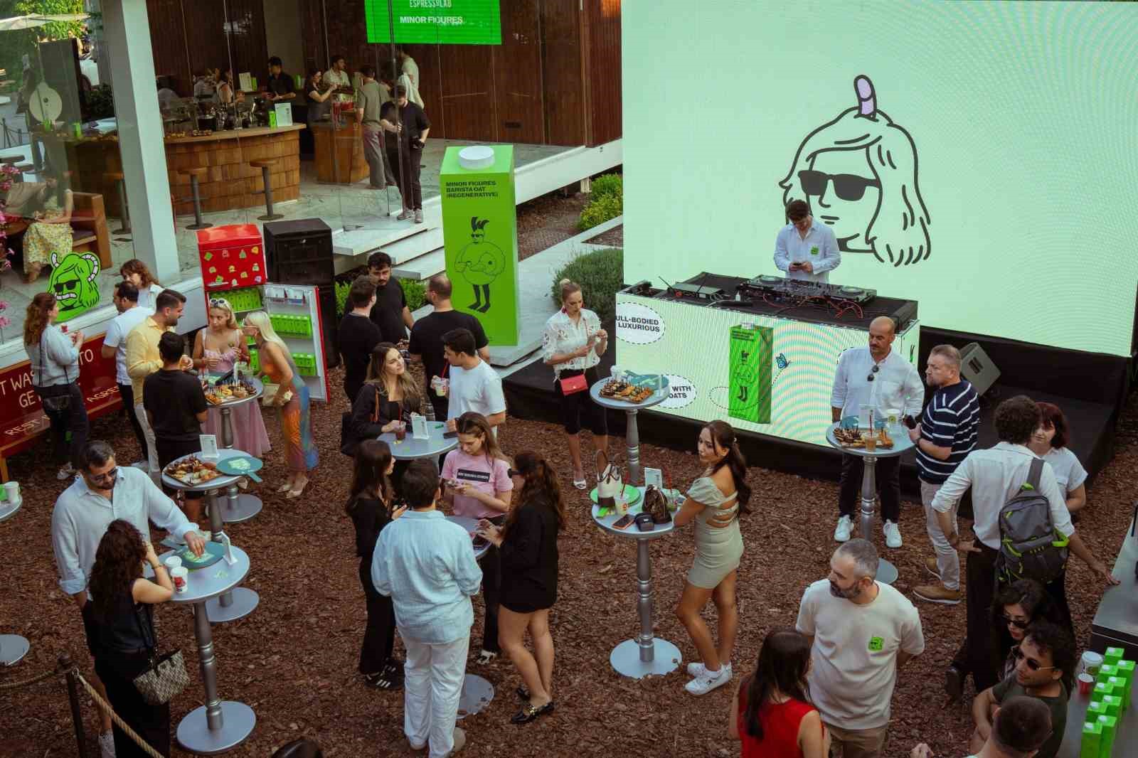 Espressolab'den Minor Figures iş birliğine özel lansman