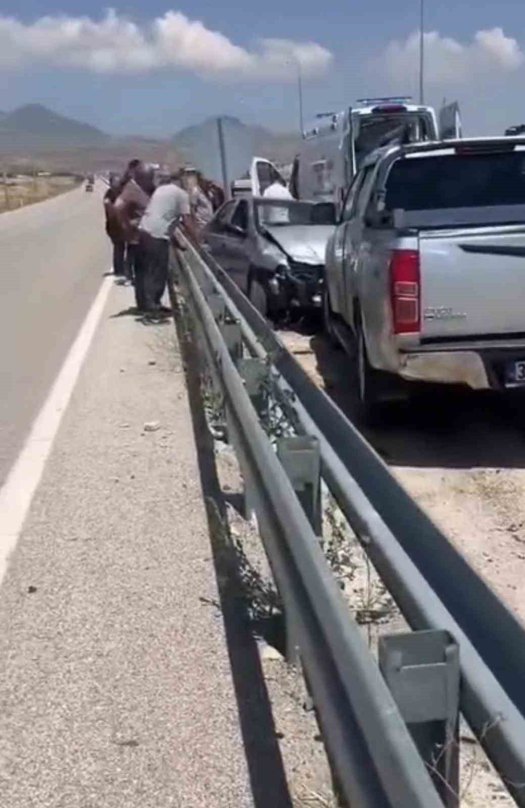 Kayseri’de otomobil ile kamyonet kafa kafaya çarpıştı: 1 ölü