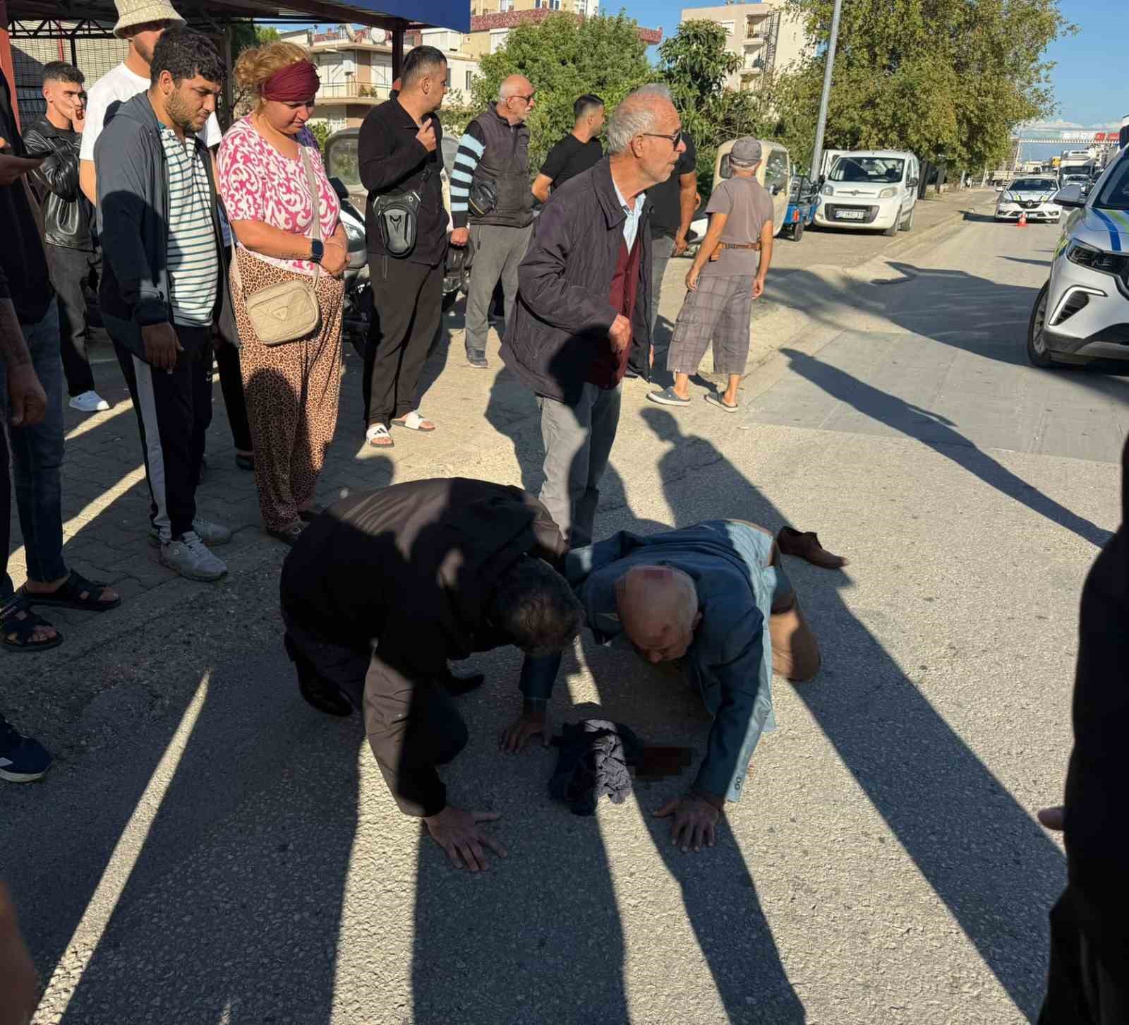 ANTALYA’NIN SERİK İLÇESİNDE OTOMOBİLİN ÇARPTIĞI YAYA, KALDIRILDIĞI HASTANEDE YAPILAN TÜM MÜDAHALELERE RAĞMEN KURTARILAMADI.