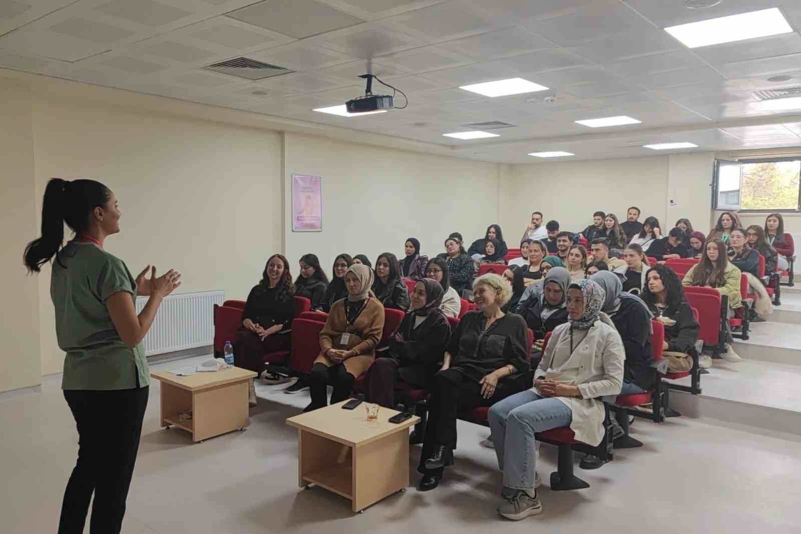 BŞEÜ öğrencileri Sağlık Merkezi ve AFAD’da teknik geziye katıldı