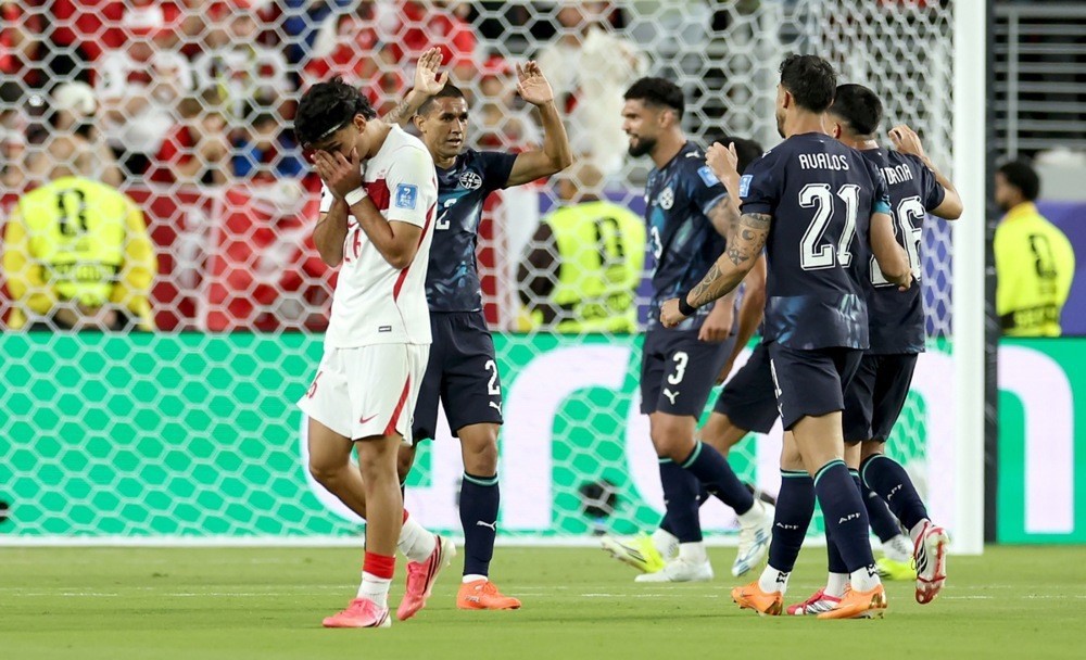 Milli futbolcular gözyaşlarını tutamadı