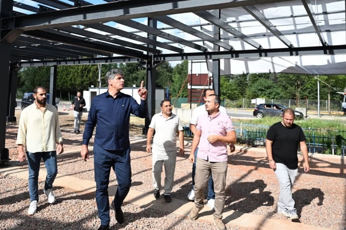 Kartepe’de Ataevler Kent Çarşısı yükseliyor
