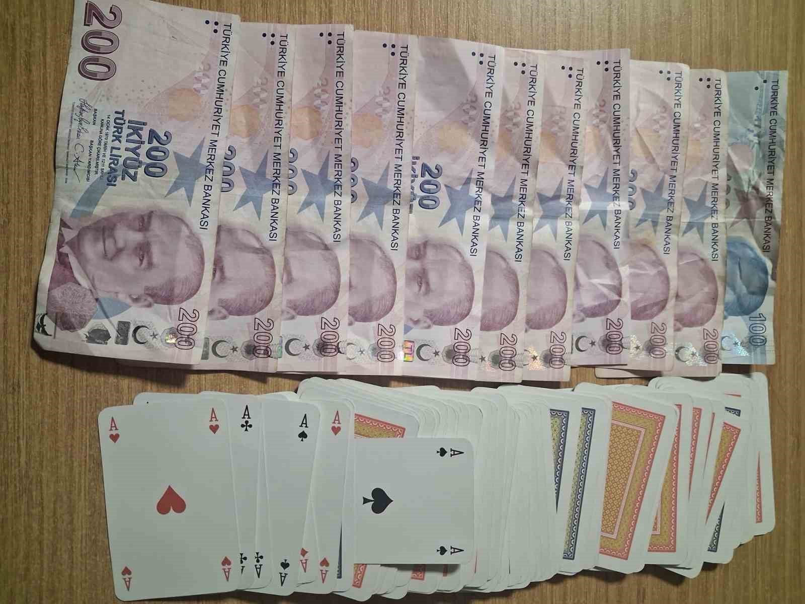 ELE GEÇİRİLENLER
