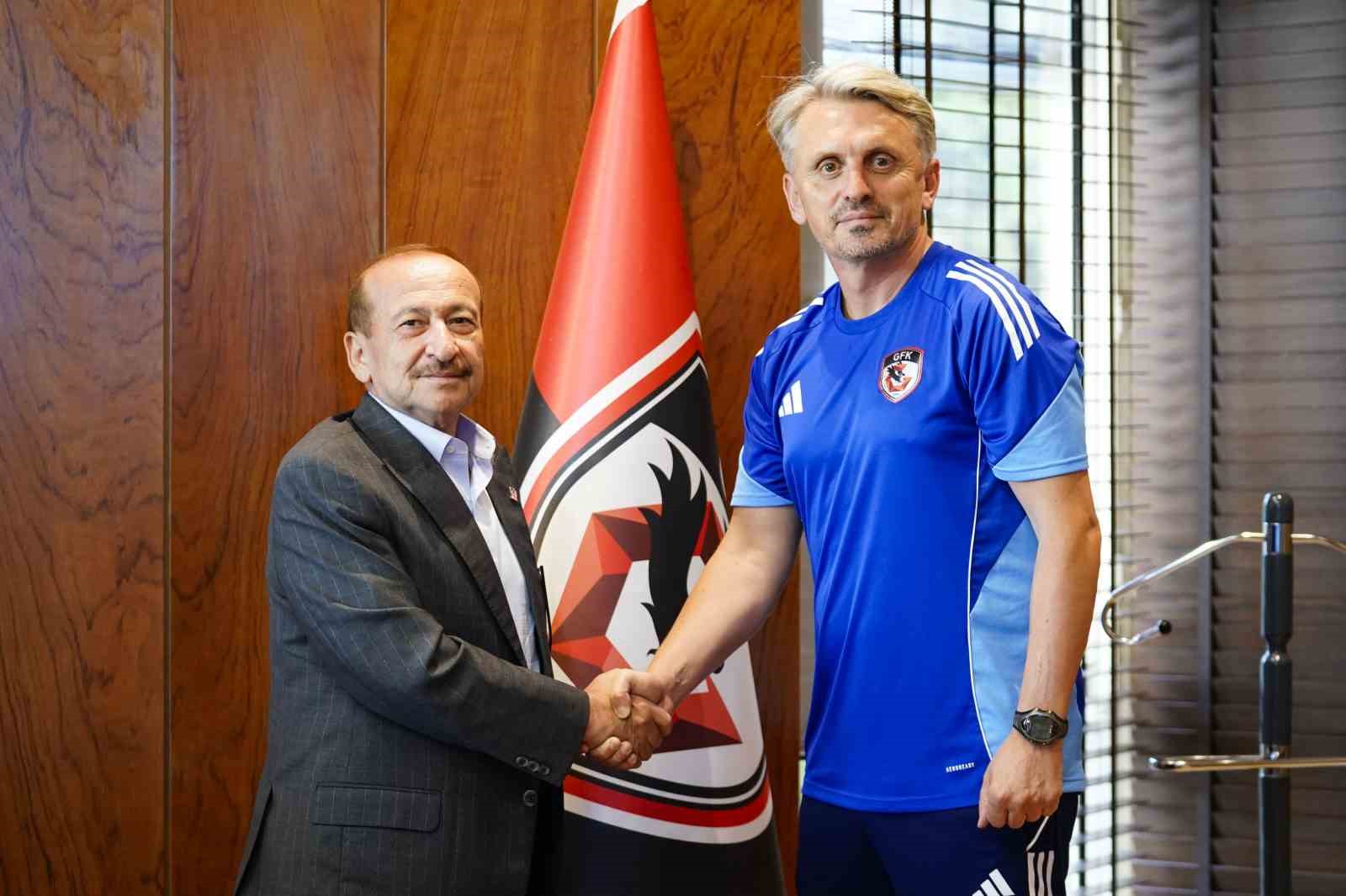 Gaziantep FK’da yeni teknik direktör Orhan Ak oldu