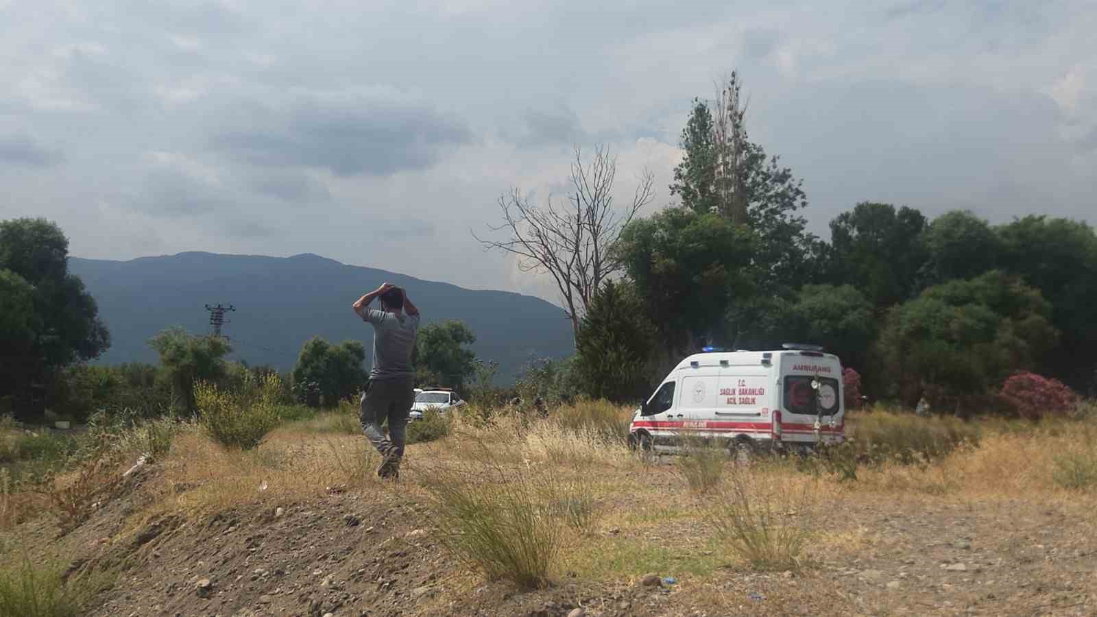 İznik Gölü'nde kaybolan 2 genç için arama çalışması başlatıldı