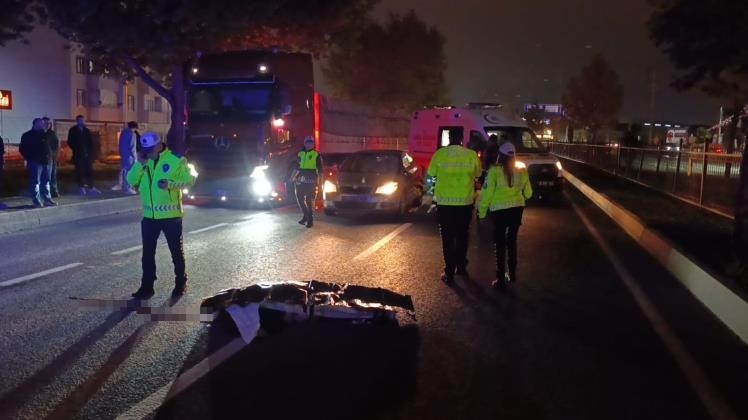 BURSA’DA OTOMOBİLİN ÇARPTIĞI 63 YAŞINDAKİ ADAM ÖLDÜ