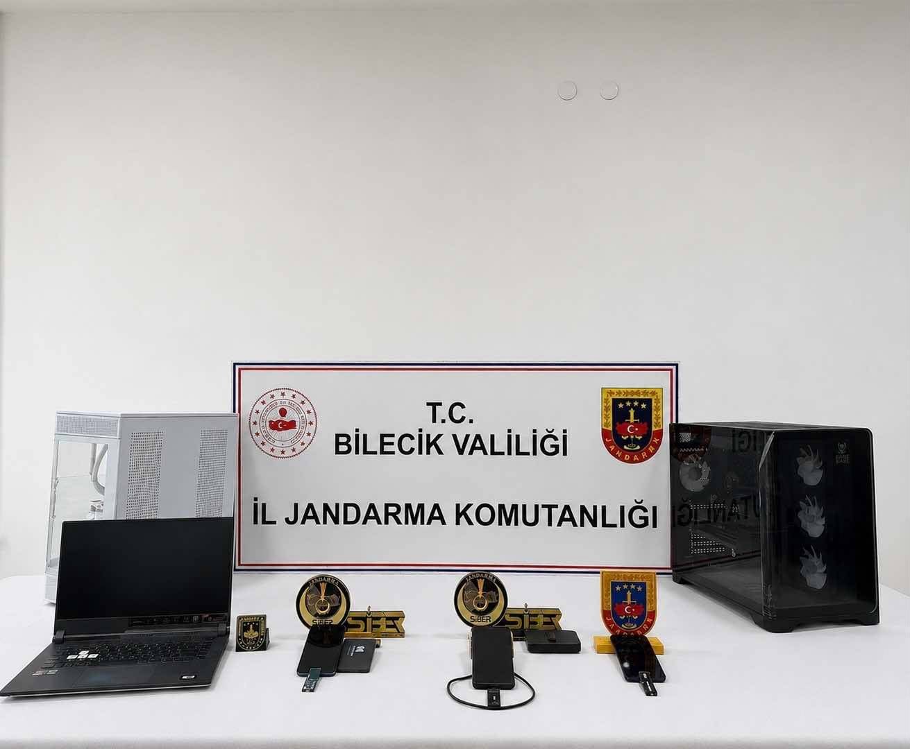 Bilecik’te dolandırıcılık operasyonu: 12 dijital materyale el konuldu