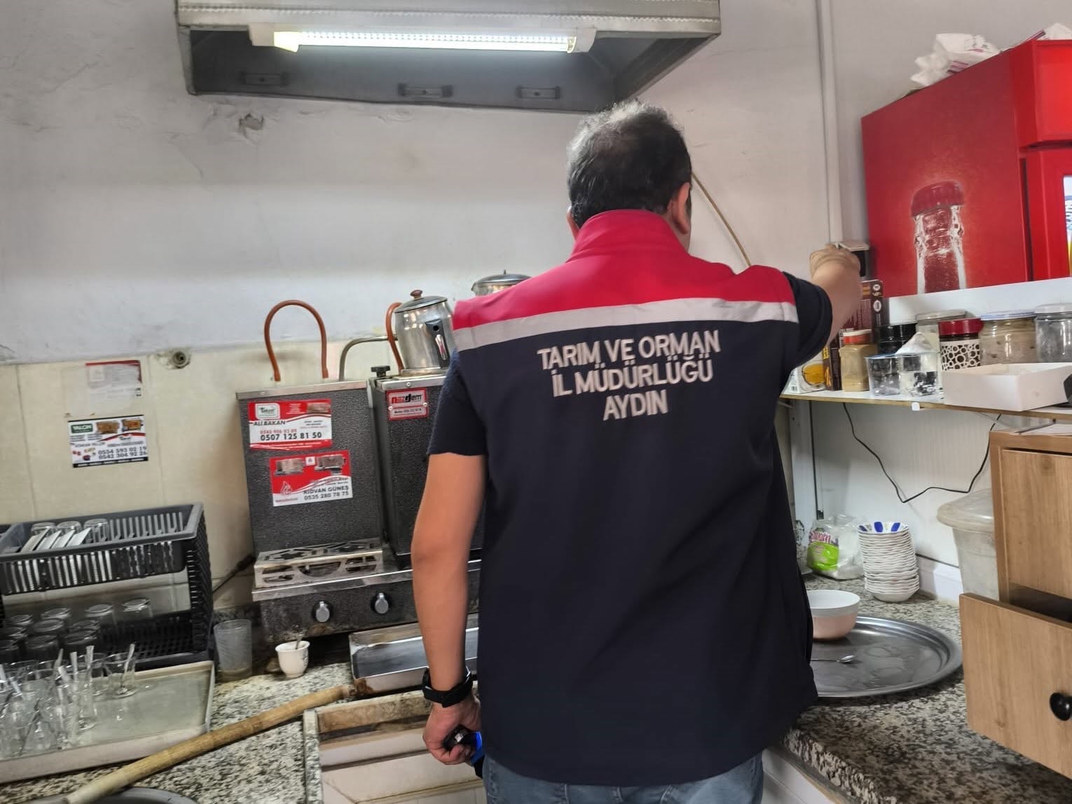 Köşk'te çay ocakları ve marketlere gıda denetimi