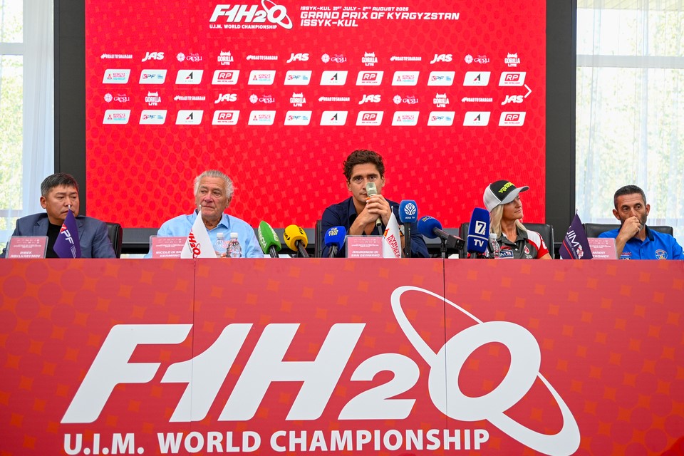 UIM F1H2O Dünya Şampiyonası Kırgızistan Grand Prix’sinin basın toplantısı yapıldı