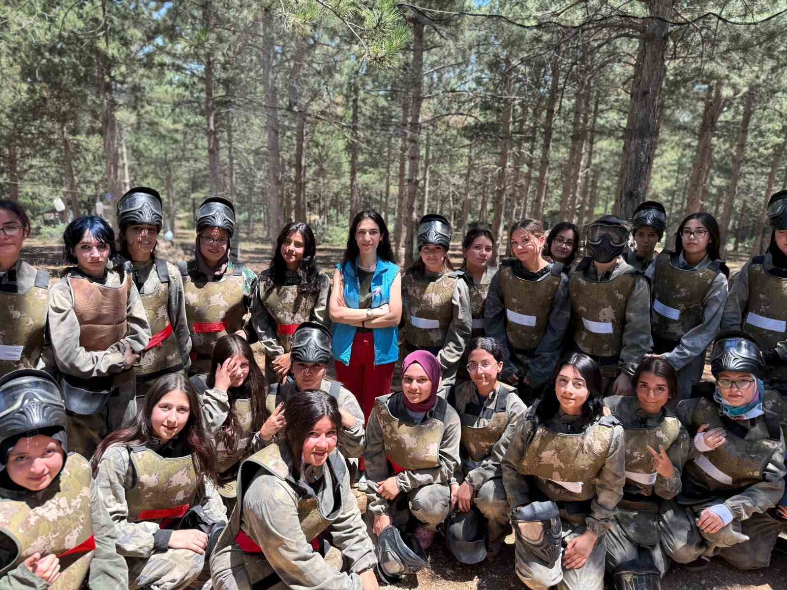 Öğrenciler Sultandağı Gençlik Kampı'nda buluştu