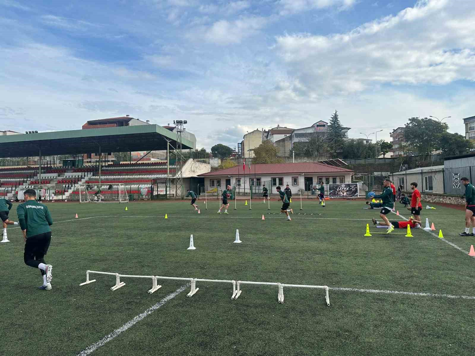 OSMANELİSPOR YARIN OYNAYACAĞI ZORLU MAÇIN HAZIRLIKLARINI TAMAMLADI