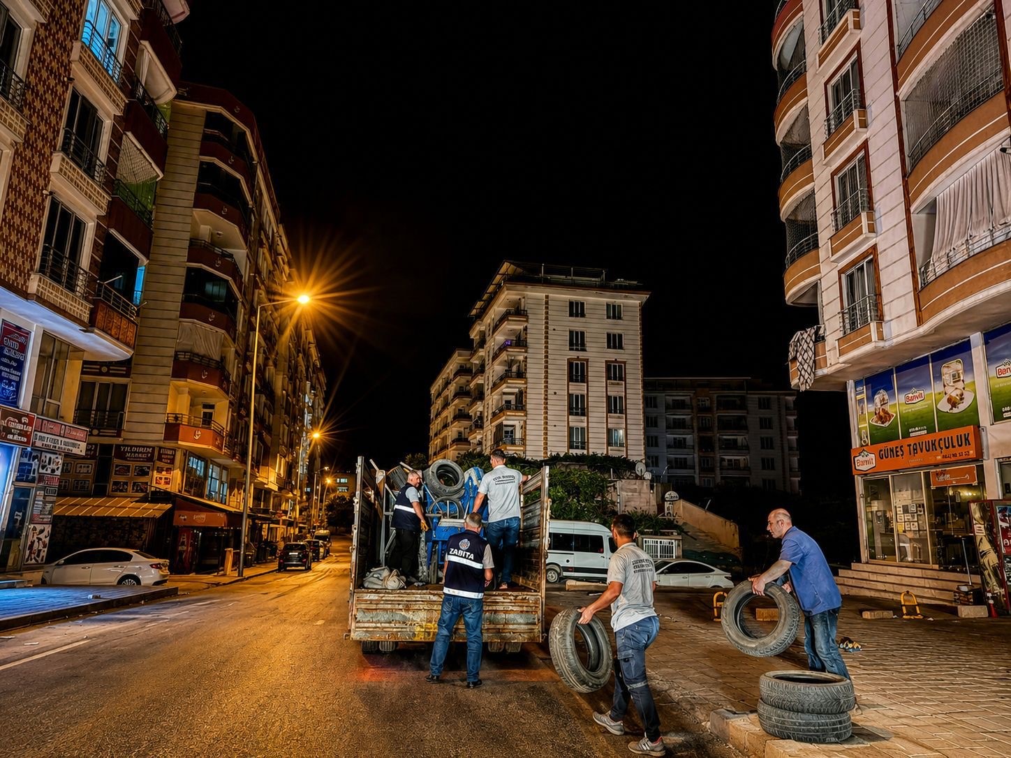 Siirt’te zabıta ekiplerinden yoğun denetim: 228 iş yeri kontrol edildi