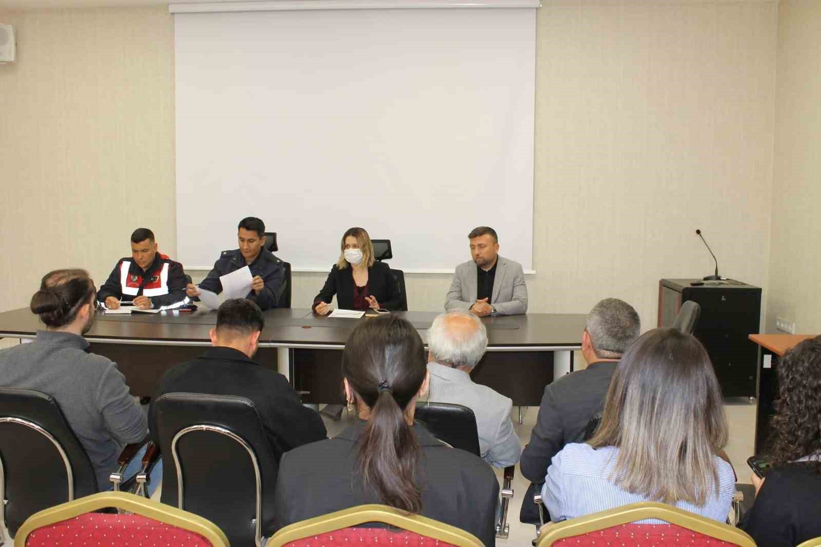 Altıntaş’ta okul güvenliği masaya yatırıldı