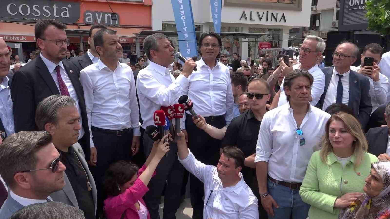 CHP Grup Başkanı Özgür Özel vatandaşlara seslendi