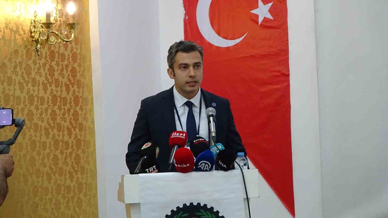 HAK-İŞ Başkanı Arslan: "OECD ülkeleri içinde, ülkemizdeki çalışanlar gayrısafi milli hasıladan 2-3 kat daha az pay alıyor"
