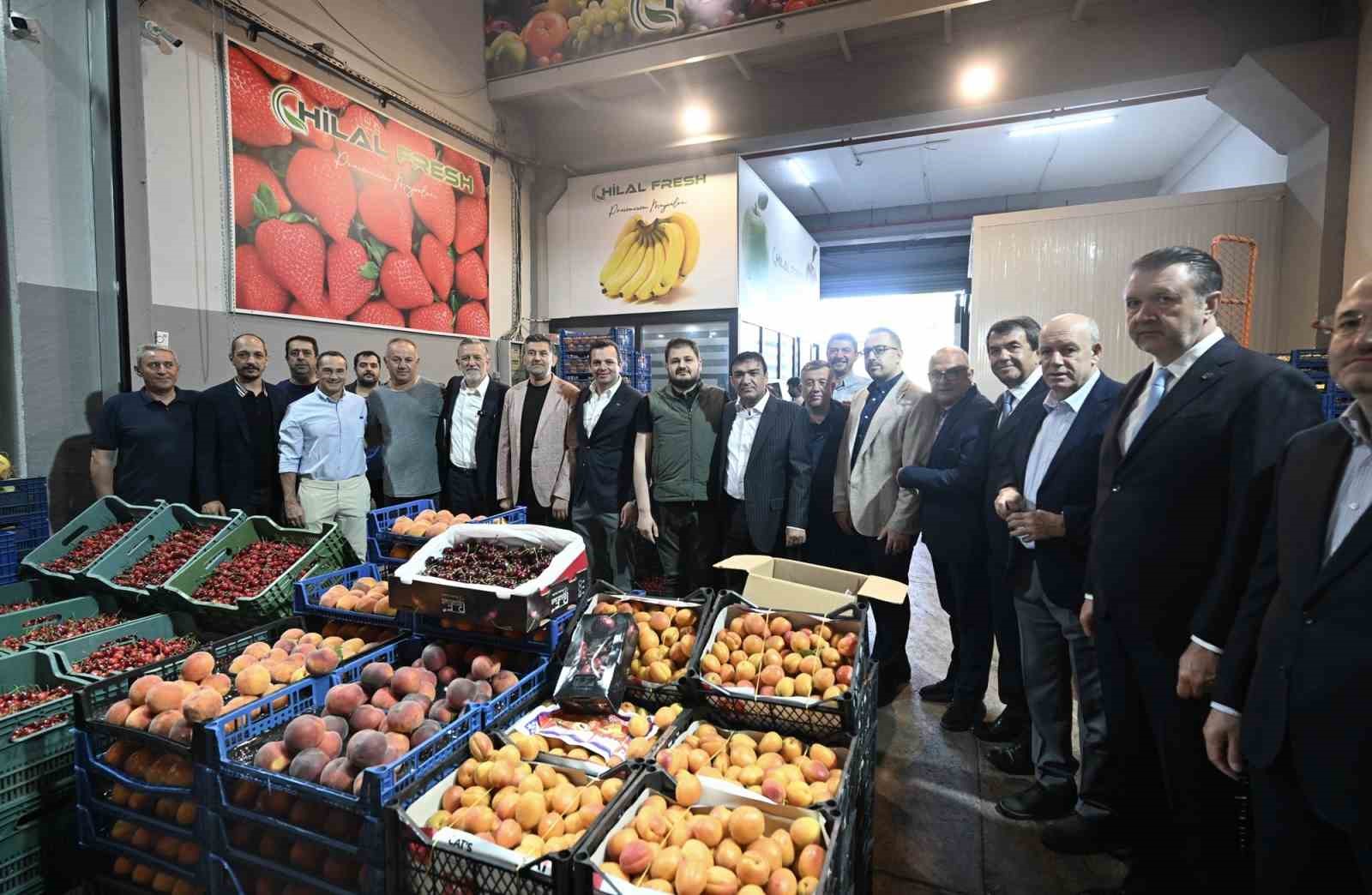 BTSO Başkanı İbrahim Burkay’dan Bursa Kent Hali’ne ziyaret