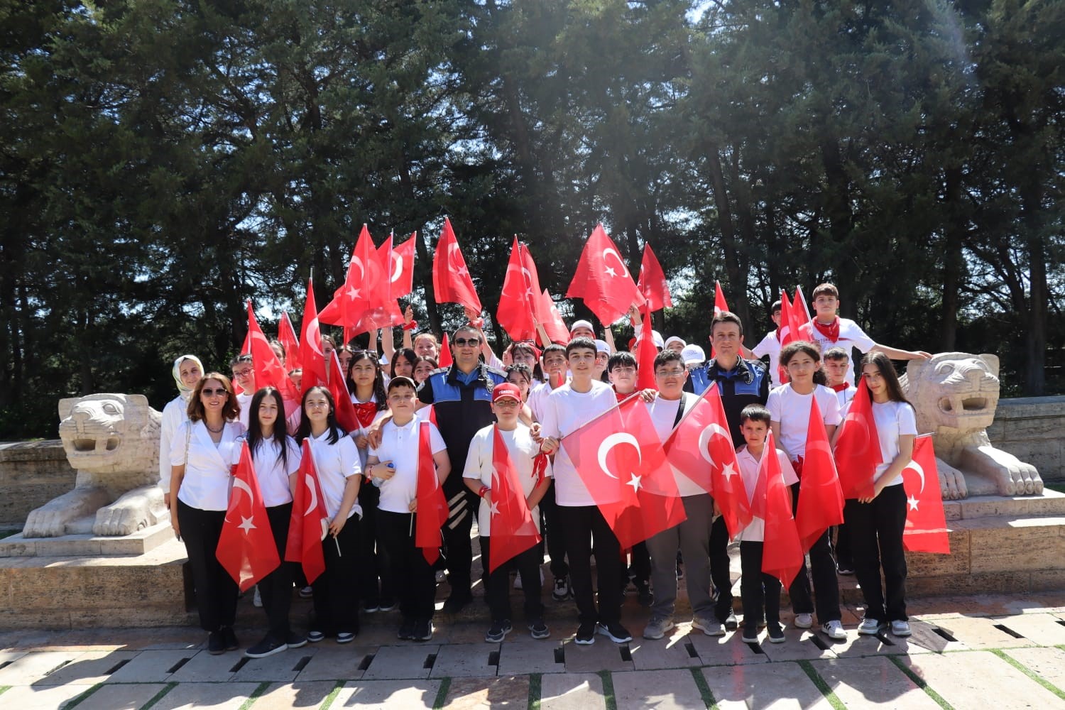 Kastamonulu öğrencilere Ankara gezisi