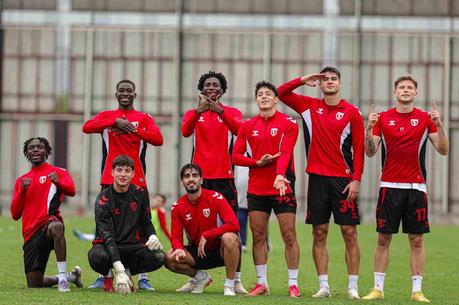 Samsunspor’da Erzurumspor mesaisi sürüyor