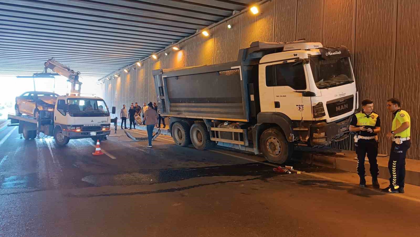 Batman'da alt geçitte kaza: 1 yaralı