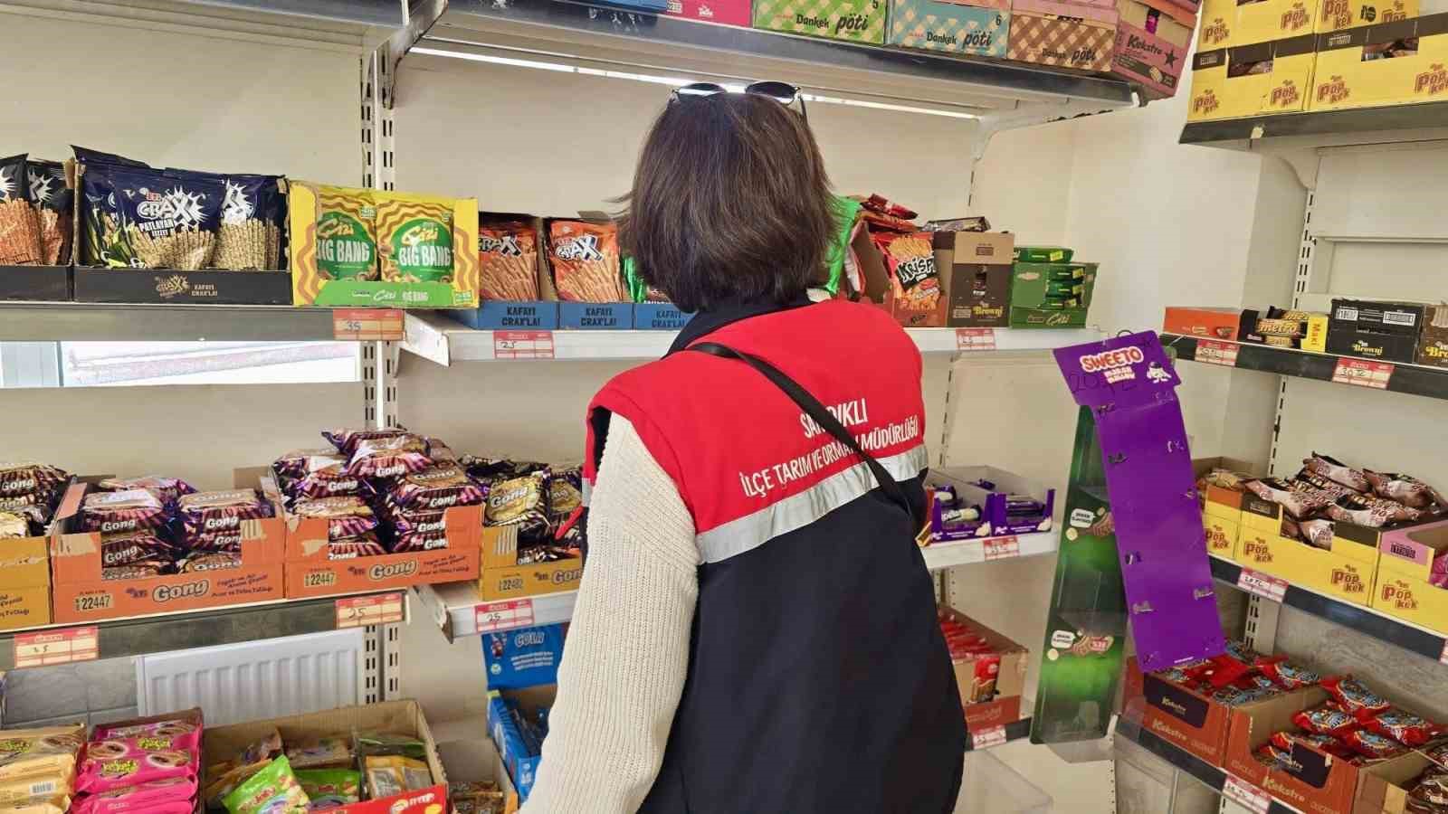AFYONKARAHİSAR’IN SANDIKLI İLÇESİNDE GIDA GÜVENİLİRLİĞİNİN SAĞLANMASI VE HALK SAĞLIĞININ KORUNMASI AMACIYLA GIDA İŞLETMELERİNE YÖNELİK DENETİMLER GERÇEKLEŞTİRİLDİ.