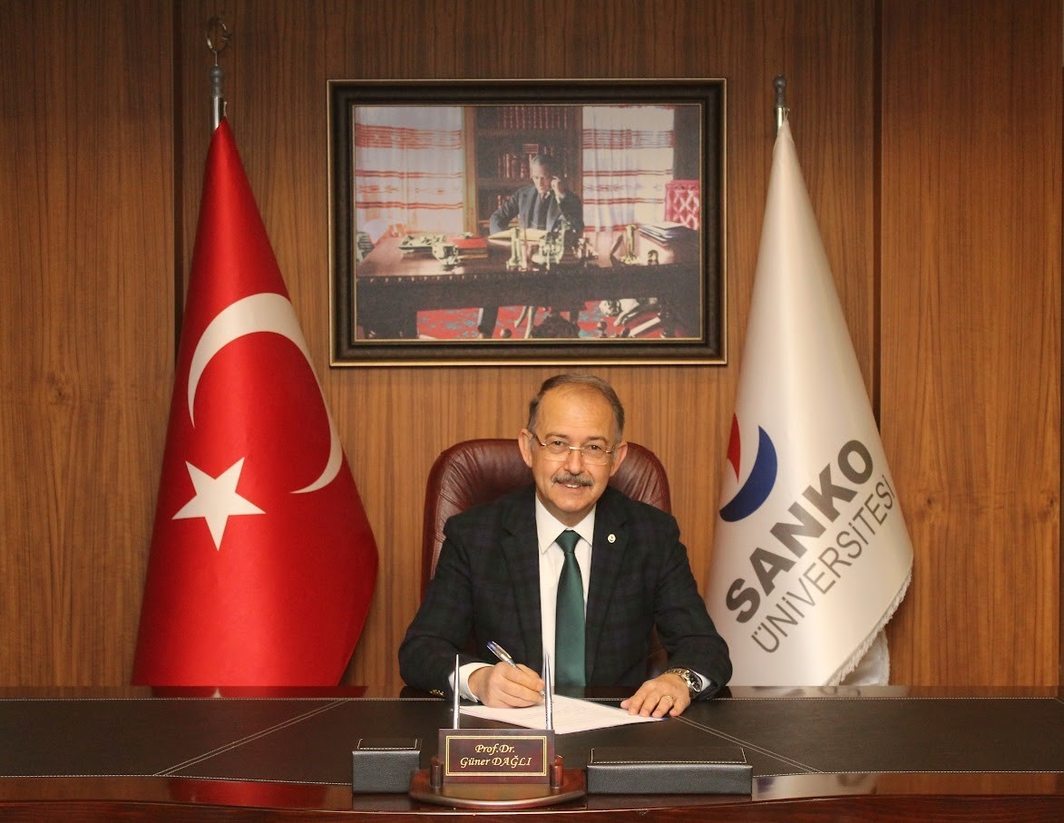 SANKO Üniversitesi Rektörü Prof. Dr. Dağlı’dan ’Babalar Günü’ mesajı