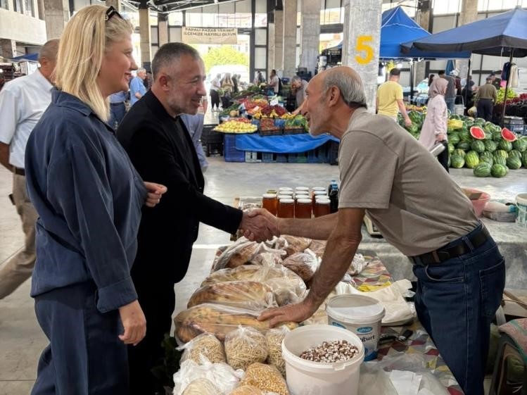 Başkan Yıldırım, Gölpazarı'nda vatandaşlar ile buluştu