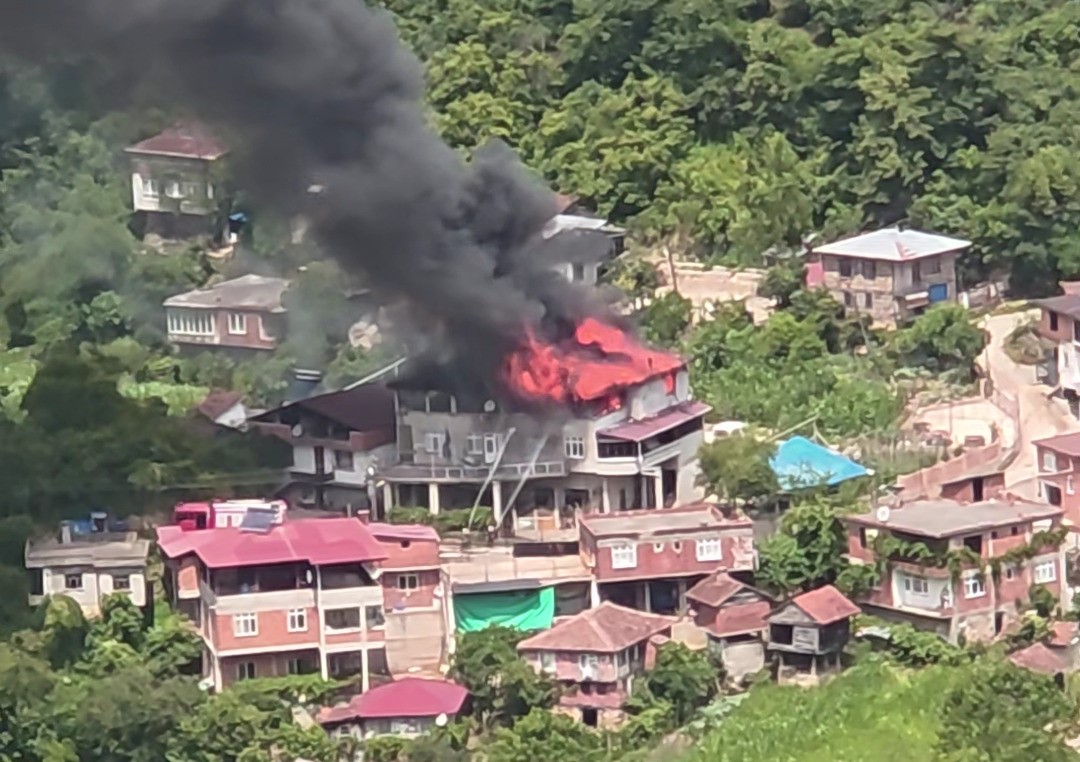 Ordu'da 3 katlı binada yangın