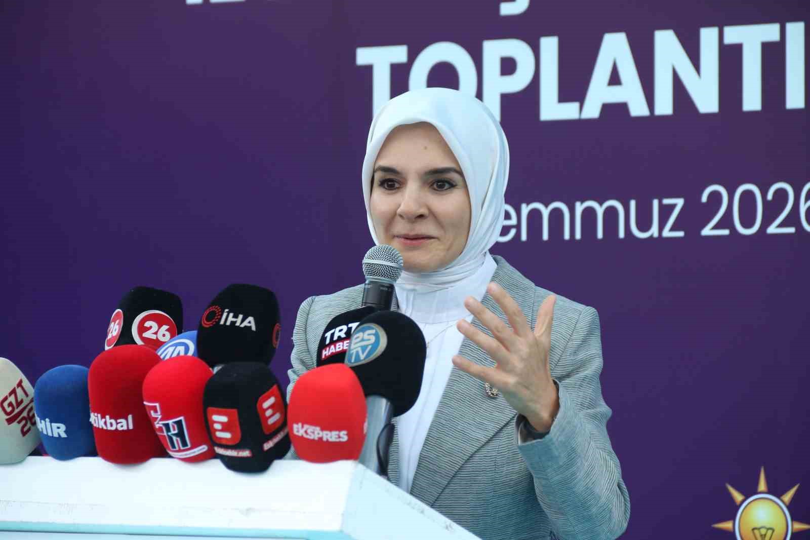 Bakan Göktaş'ın Eskişehir mesaisine damga vuran sevimli misafirler