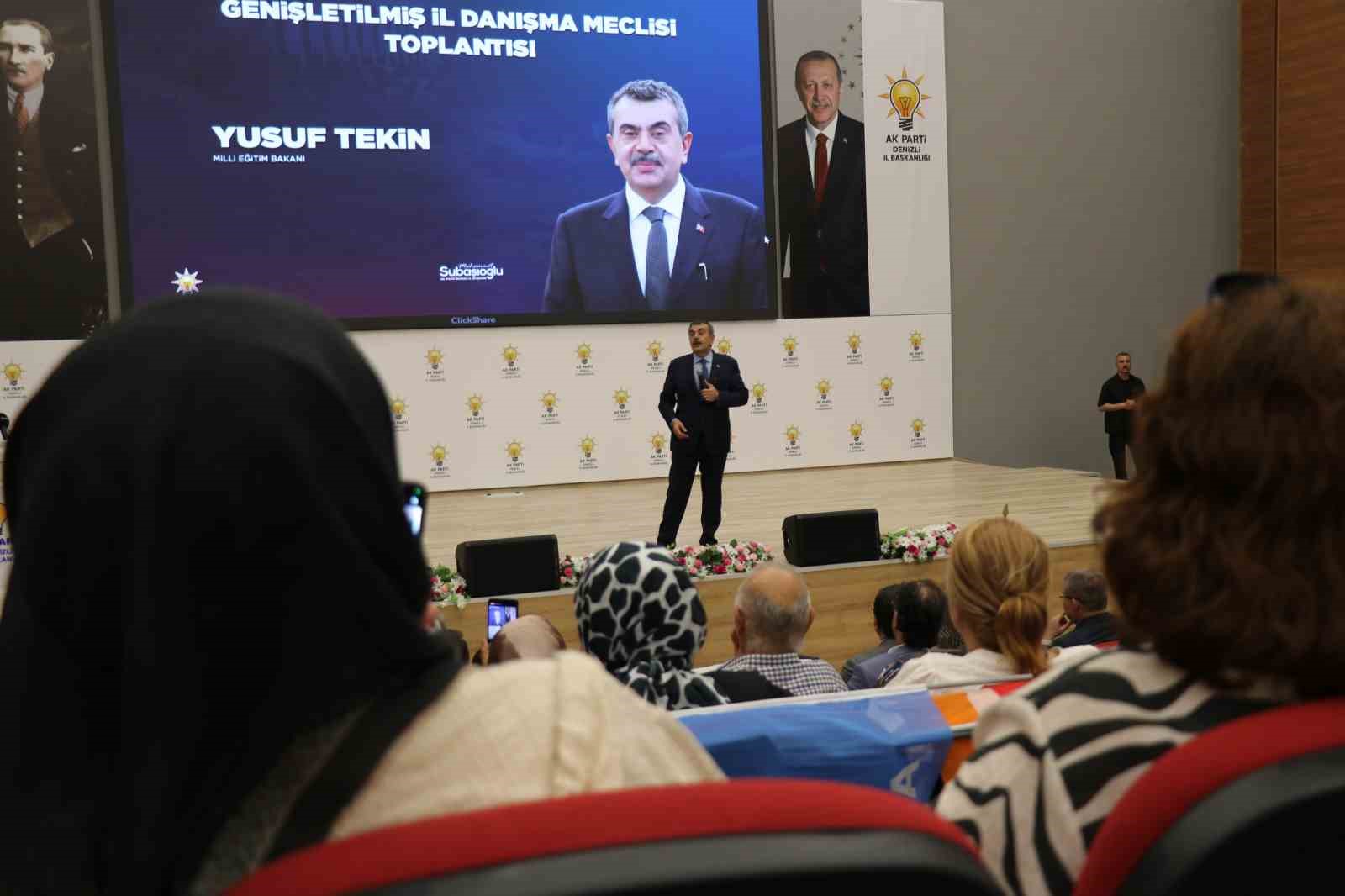 Milli Eğitim Bakanı Tekin, Ecevit dönemindeki mektuplarla yeni ve eski Türkiye’yi karşılaştırdı