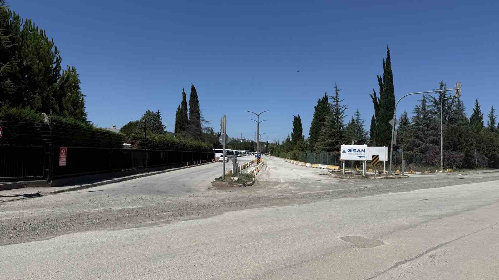 Genel müdürün 'Rehin alındım, Otokar'da bomba ihbarı yap' mesajı ekipleri harekete geçirdi