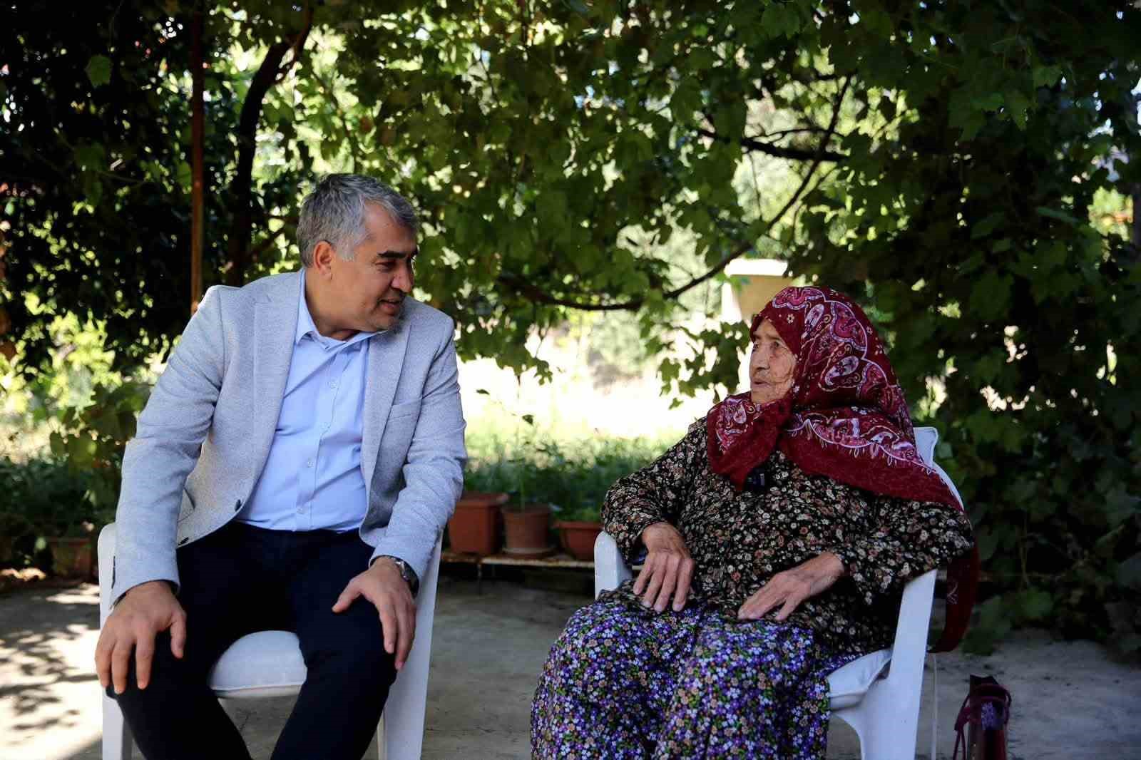 MERHUM BAŞBAKAN ADNAN MENDERES’İN KAHYASININ KIZI MÜNEVVER ÇIKRIK HAYATINI KAYBETTİ, BAŞSAĞLIĞI DİLEKLERİNİ İLETEN ADÜ REKTÖRÜ PROF. DR. BÜLENT KENT; "SAMİMİYETİ, NEZAKETİ VE YÜZÜNDEN EKSİK ETMEDİĞİ TEBESSÜMÜYLE GÖNÜLLERİMİZDE MÜSTESNA BİR YER EDİNDİ" DEDİ.