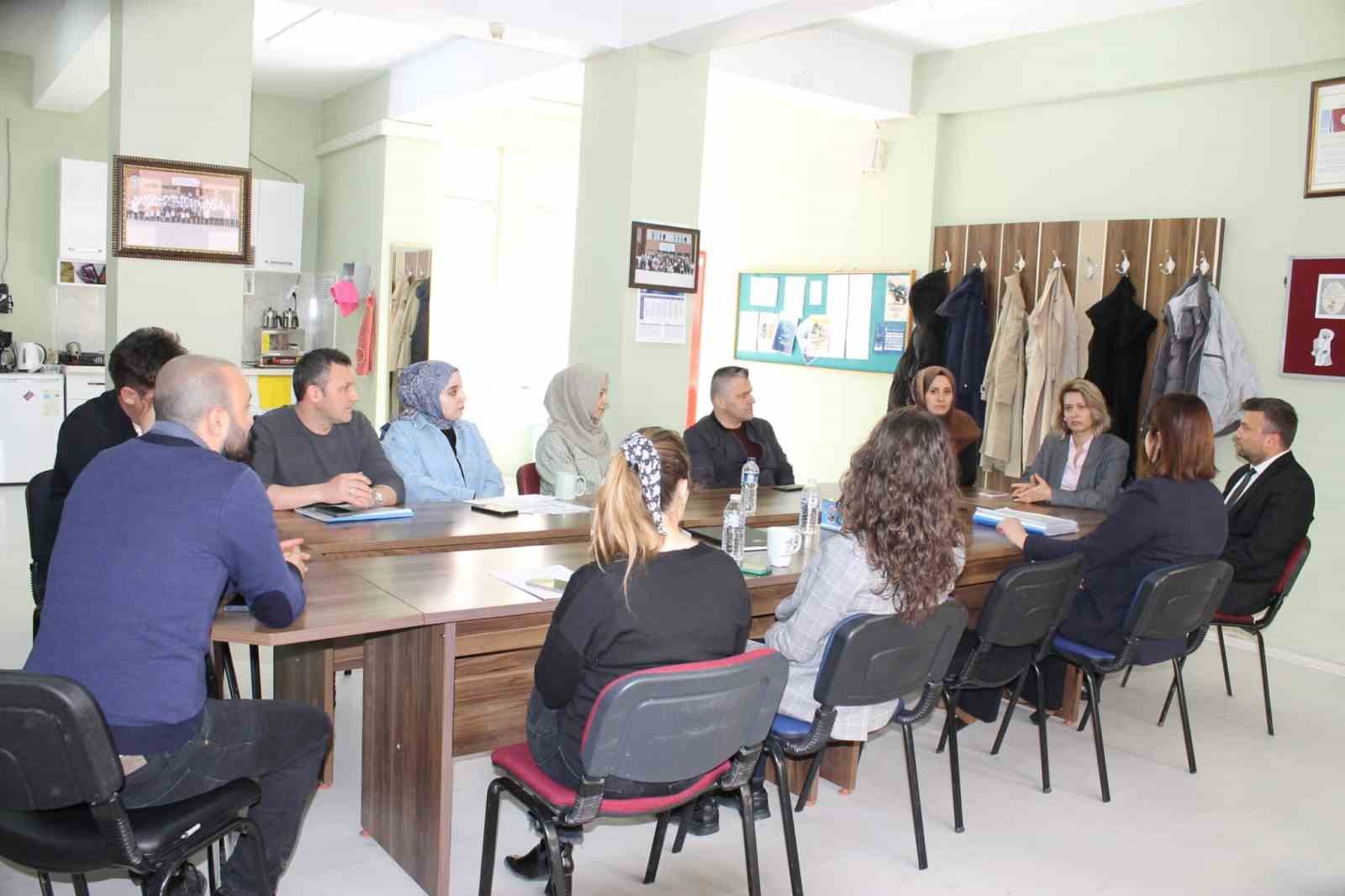 Altıntaş'ta mesleki eğitimin güçlendirilmesi çalışmaları