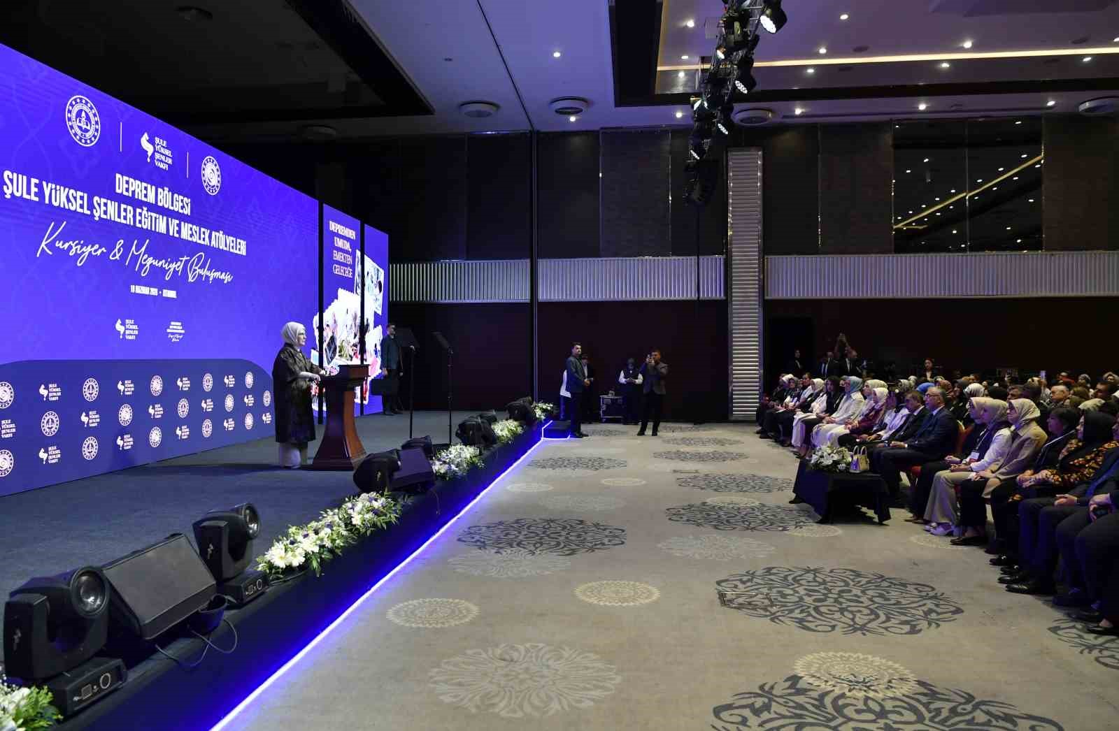 Emine Erdoğan: "Kadınların ekonomik hayata katılması, afet sonrası toparlanma döneminde büyük öneme sahiptir"