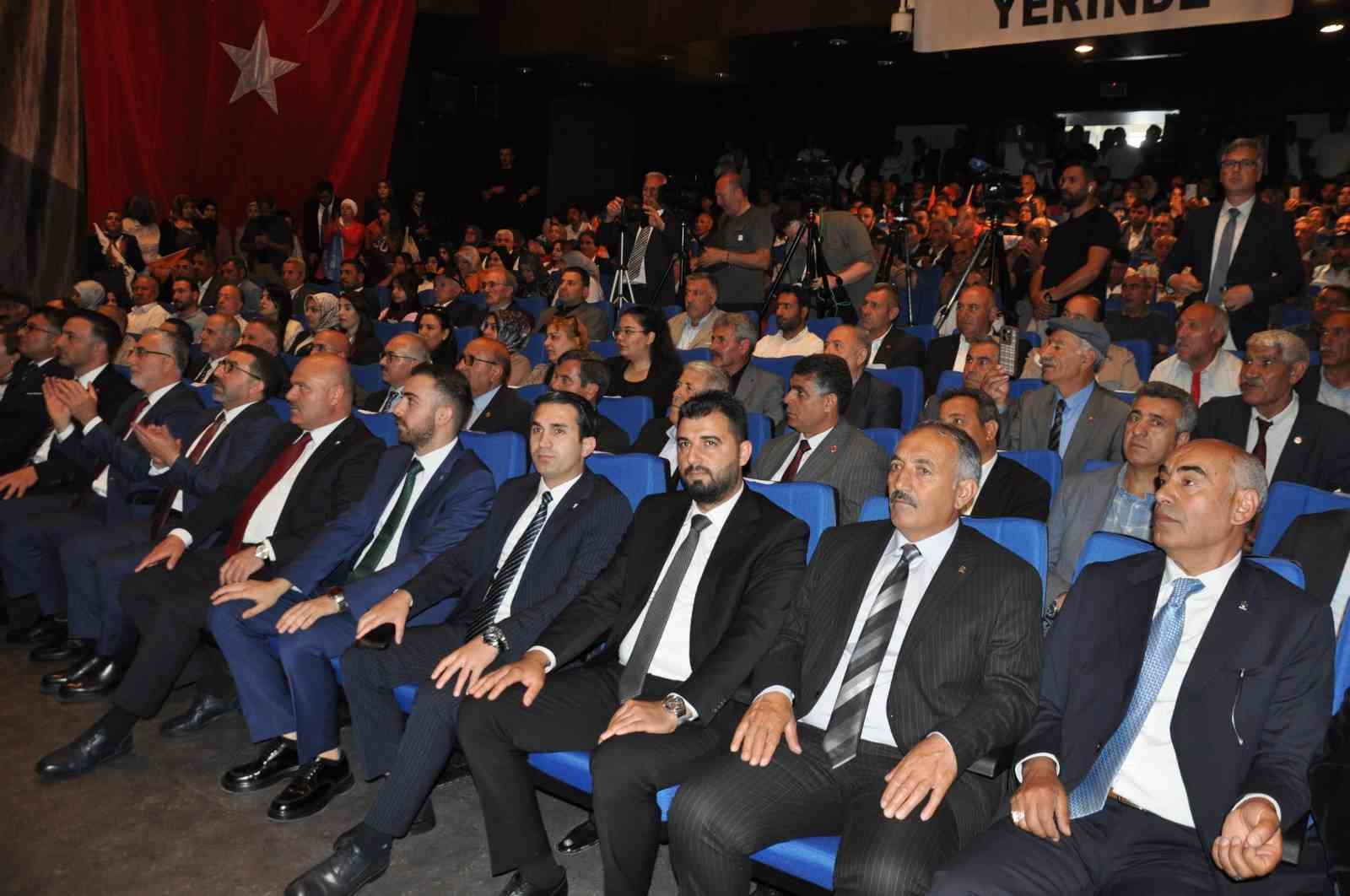 Bakan Işıkhan: "Türkiye her alanda küresel bir aktör haline geldi"