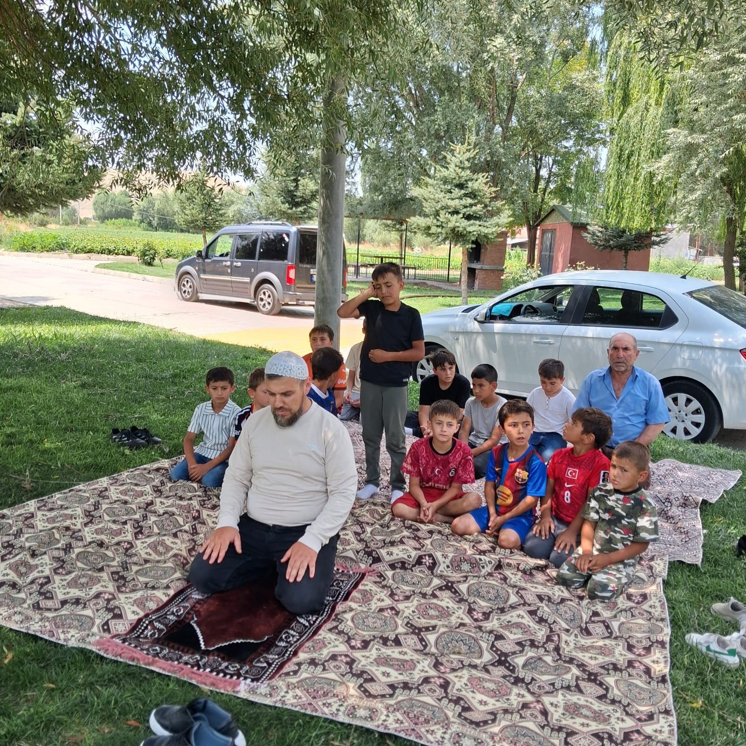 Şuhut’ta Kur’an-ı Kerim kursu öğrencileri piknikte buluştu