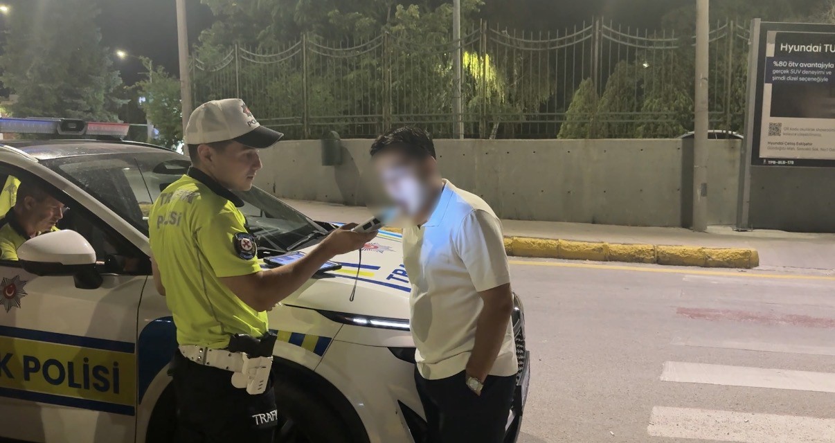 Eskişehir'de alkollü sürücülere gece denetimi