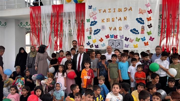 Hakkari'de yaz Kur'an kursları dualarla başladı