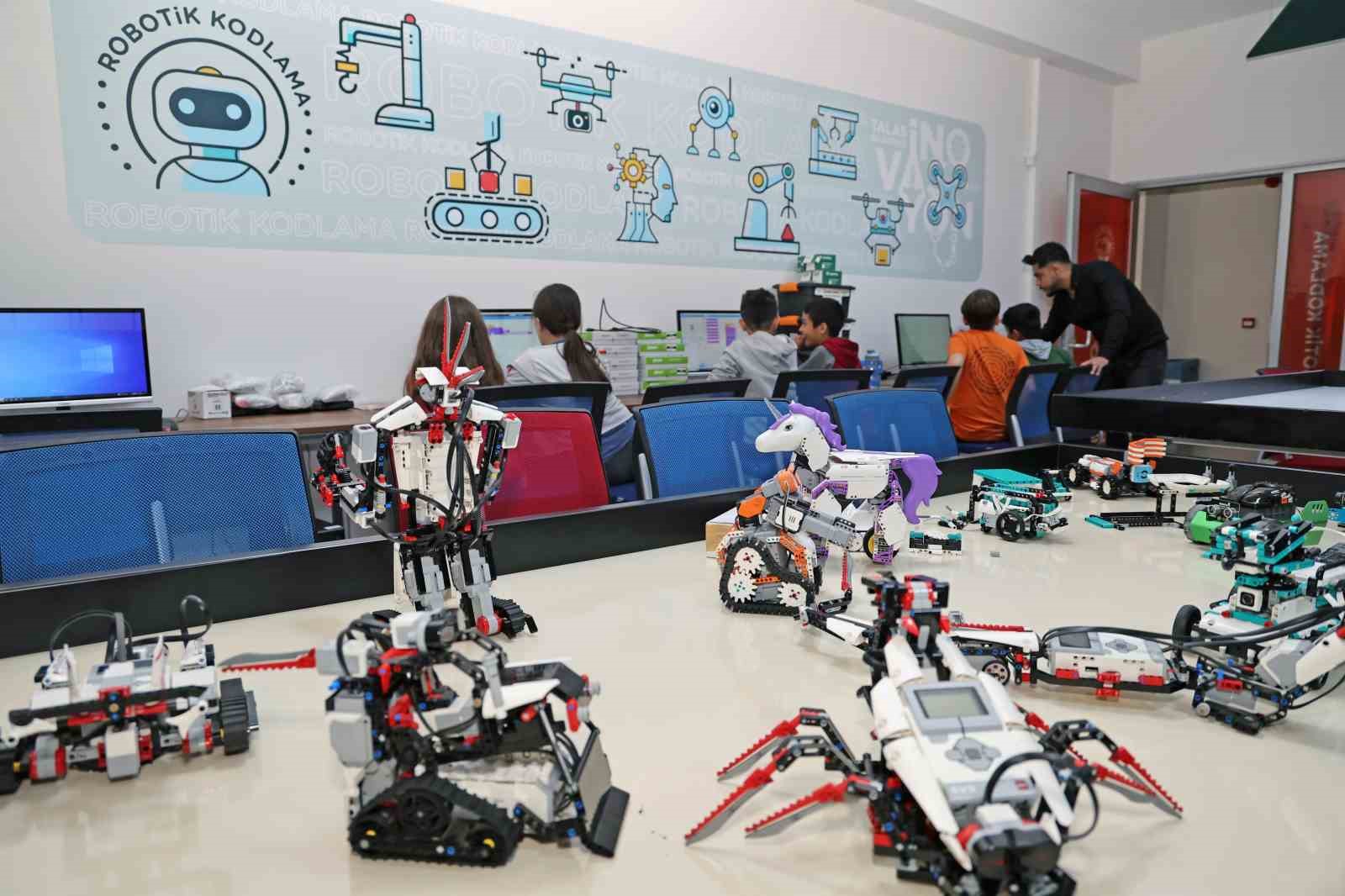 Talas İnovasyon Merkezi'nde yeni hafta, yeni kaşifler