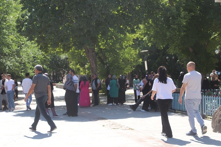YKS’nin ilk oturumu TYT başladı, Erzincan’da 7 bin 892 aday sınava girdi